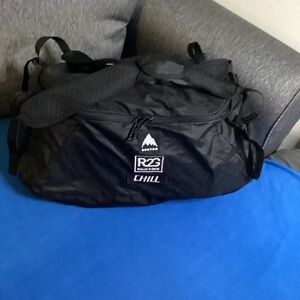 Burton Multipath 40L Packable Duffel Bag 40L , Water-resistant, durable Preowned